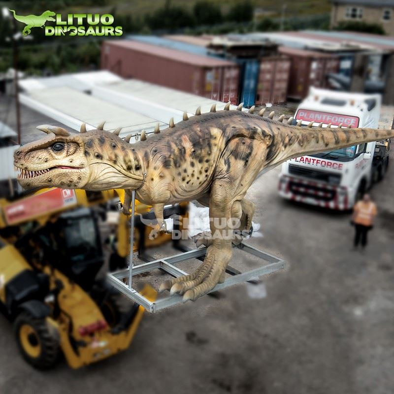 Animatronic Carnotaurus (1)