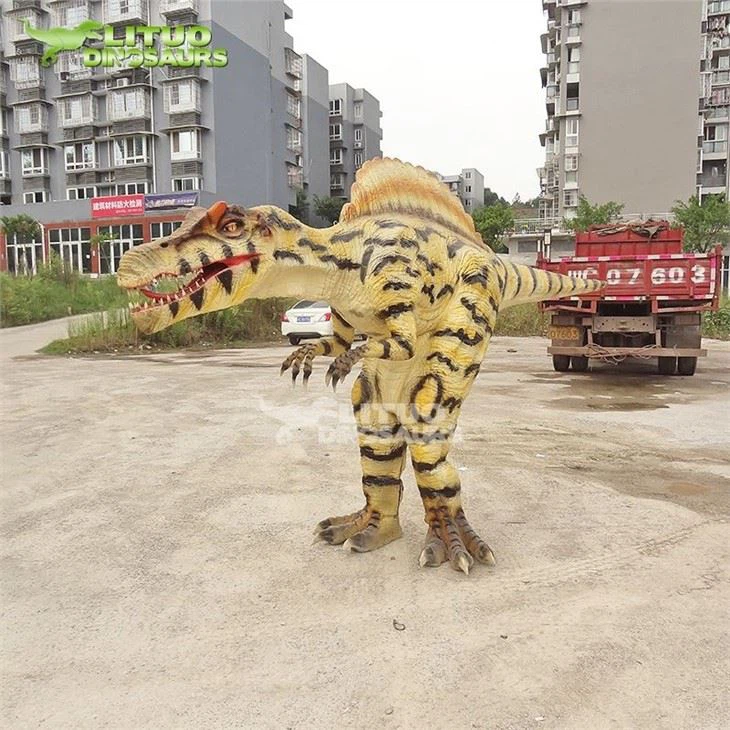 2Spinosaurus Costume(001)